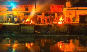 Nepal’de Bir Cenaze Töreni – Pashupatinath Tapınağı'ndan Anlar